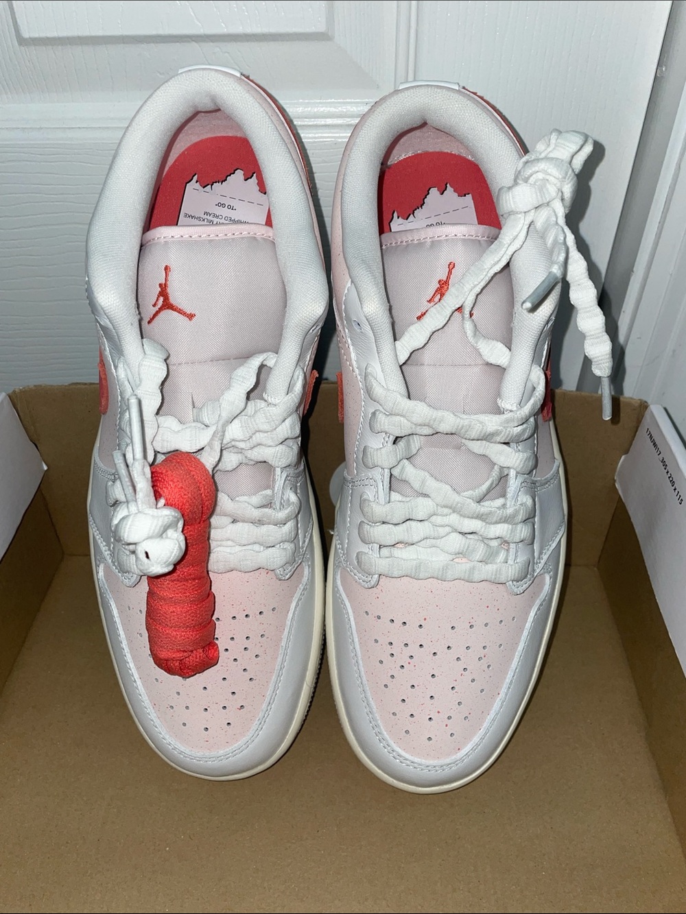 Air Jordan 1 SE Low Strawberry Milkshake IB8156-133 Women’s Size 10.5
